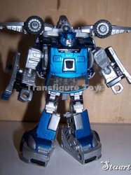 Custom Classics version of the Botcon Gliph character